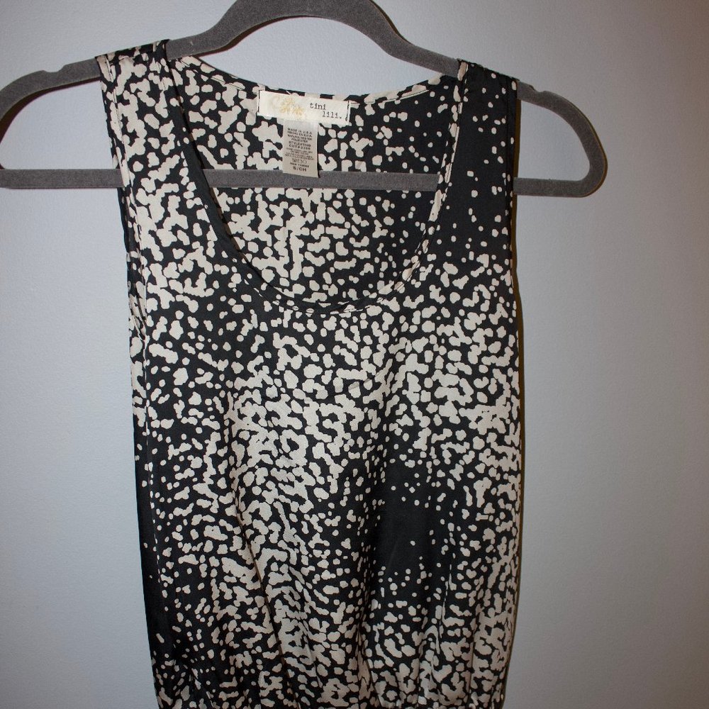 Silky Pebbled Cream/Black Tank | Cinched bottom